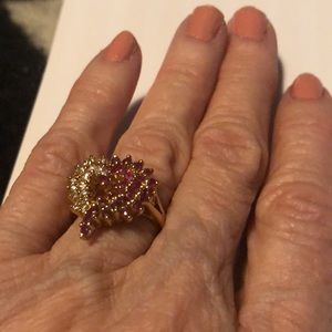 Vintage goldtone faux ruby and diamond heart shaped ring
